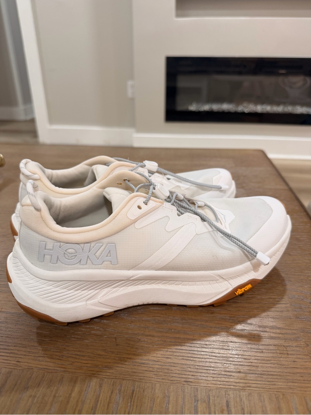 HOKA Transport Women's Shoes Size 8.5 White Eggnog Vibram Sneakers